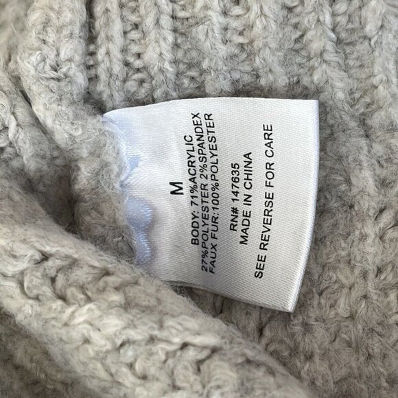 Romeo and Juliet Couture Pom Pom Knit Sweater Medium Pullover Ivory Multi Beige - Picture 11 of 12